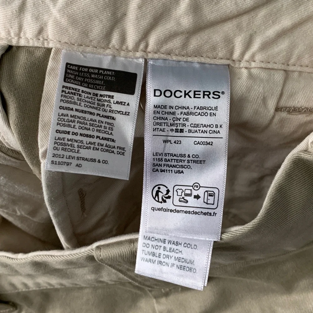 Dockers Khaki Chinos - Picture 8 of 10